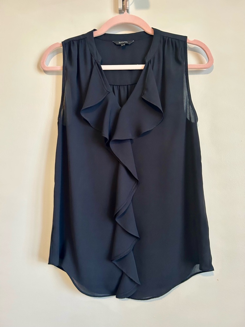 RW&CO. Black Sleeveless Ruffle Front Blouse, Size Extra Small